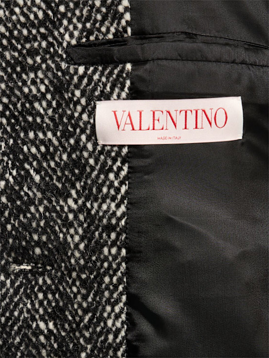 Valentino: Chevron long coat - Bianco Nero - men_5 | Luisa Via Roma