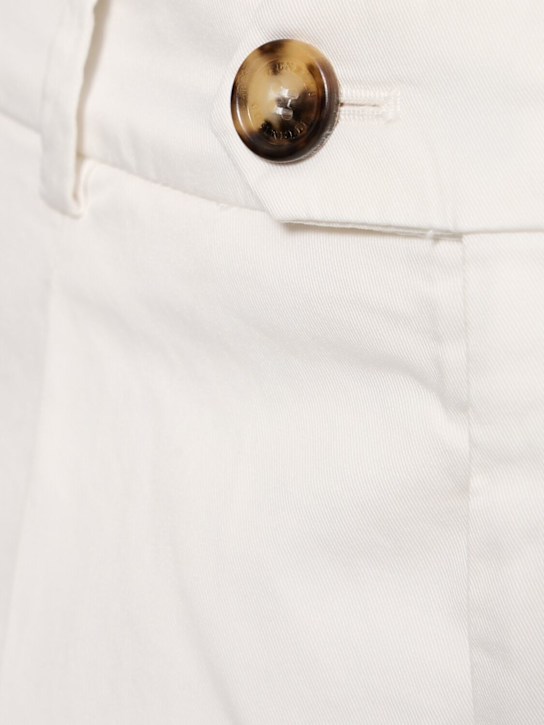Brunello Cucinelli: Dyed stretch cotton gabardine pants - English White - men_3 | Luisa Via Roma