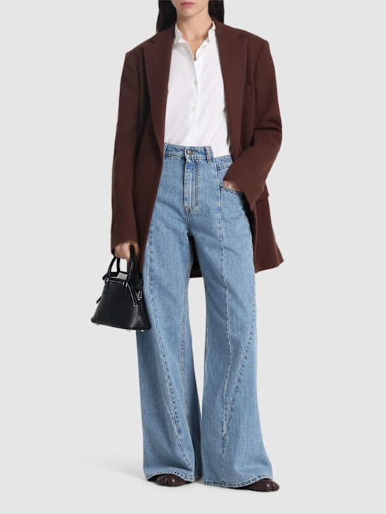 Maison Margiela: Jeans larghi asimmetrici in denim di cotone - Denim - women_1 | Luisa Via Roma