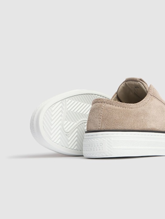 Brunello Cucinelli: 20mm Suede low top sneakers - Taupe - women_4 | Luisa Via Roma