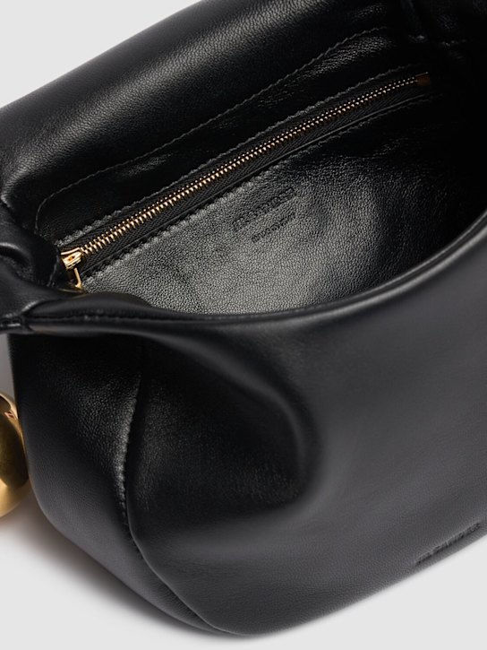 Jil Sander: Sphere soft leather pouch - Black - women_5 | Luisa Via Roma