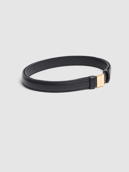 Toteme: Slide clasp leather belt - Black - women_2 | Luisa Via Roma