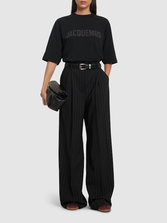 Jacquemus: Le t-shirt typo jacquemus logo t-shirt - women_1 | Luisa Via Roma