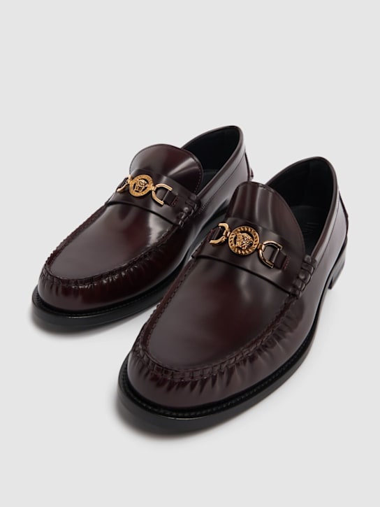 Versace: Medusa leather loafers - Aubergine - men_2 | Luisa Via Roma