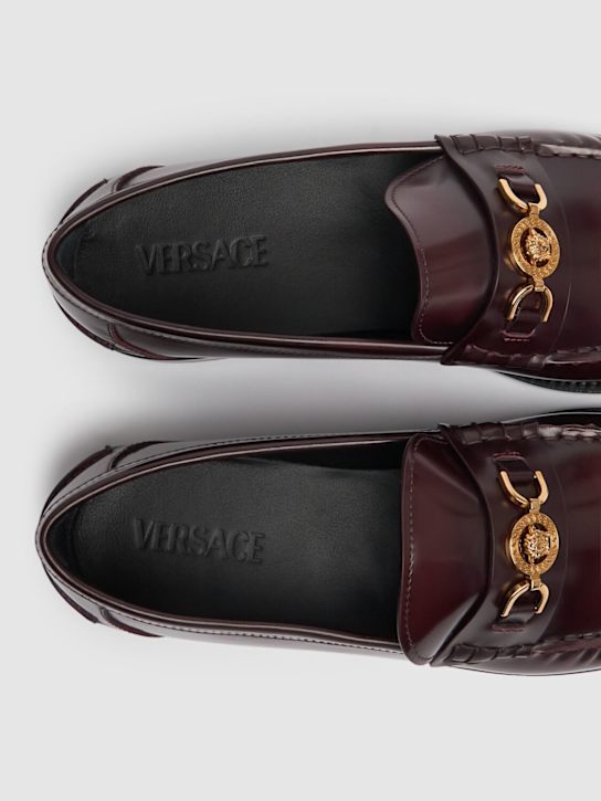 Versace: Medusa leather loafers - Aubergine - men_3 | Luisa Via Roma