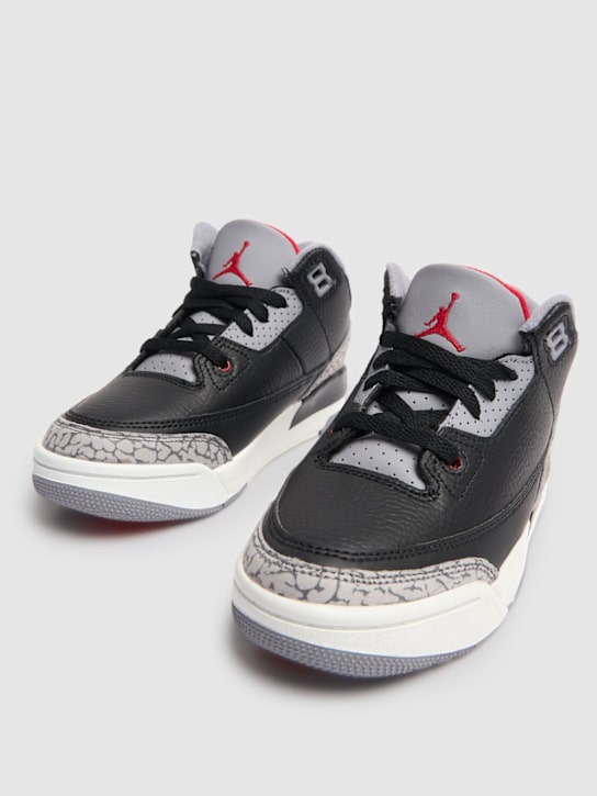 Jordan: Jordan 3 Retro sneakers - Black/Red/Grey - kids-boys_1 | Luisa Via Roma
