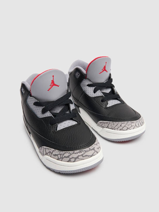 Jordan: Jordan 3 Retro sneakers - Black/Red/Grey - kids-boys_1 | Luisa Via Roma