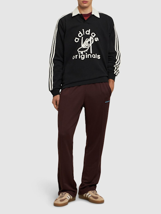 adidas Originals: Pantalones deportivos acampanados - Shadow Brown - men_1 | Luisa Via Roma