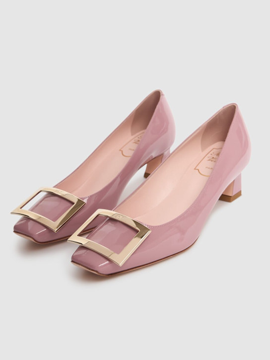 Roger Vivier: 45mm Trompette patent leather pumps - Rose - women_1 | Luisa Via Roma