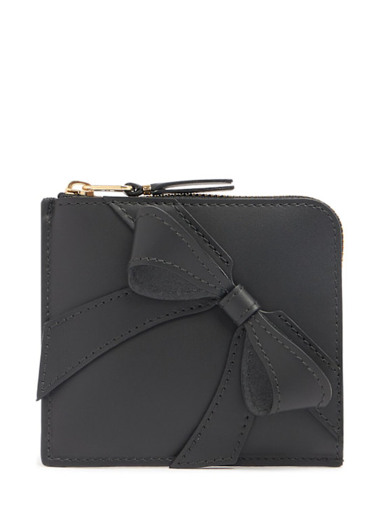 Comme des Garçons Wallet: Big Bow leather compact zip wallet - women_0 | Luisa Via Roma
