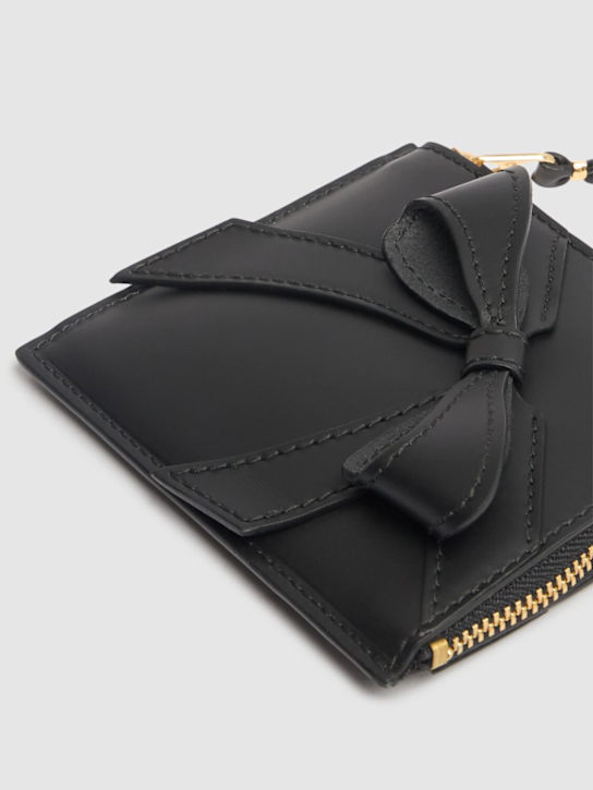 Comme des Garçons Wallet: Big Bow leather compact zip wallet - women_1 | Luisa Via Roma
