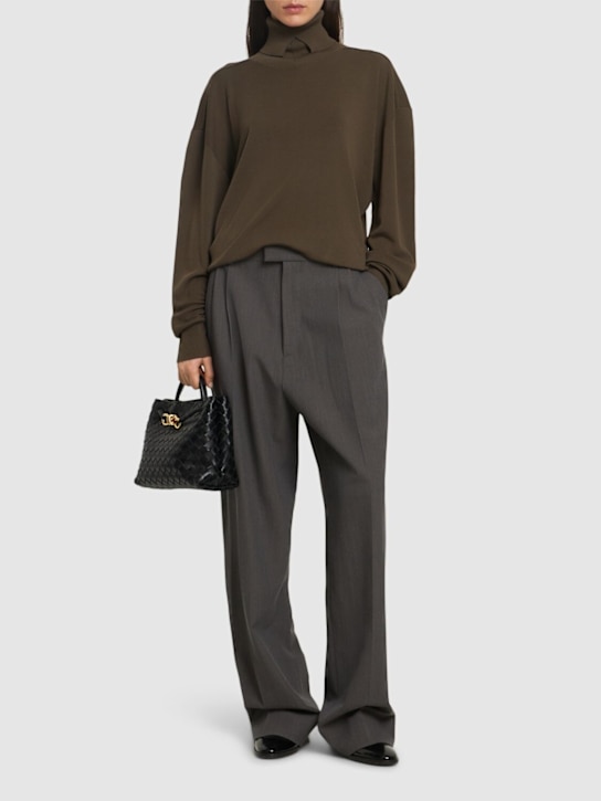 Burberry: Pullover con collo a T in lana - women_1 | Luisa Via Roma