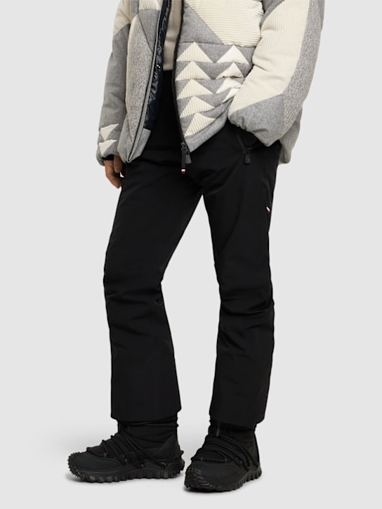 Moncler Grenoble: Trailgrip snow scraper GTX boots - men_1 | Luisa Via Roma