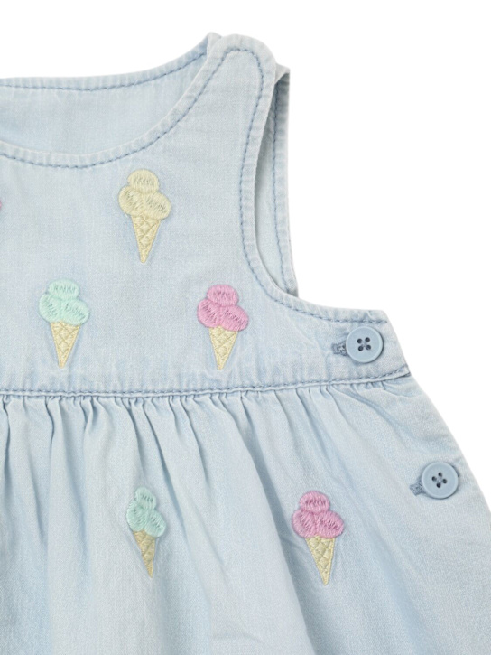 Stella McCartney Kids: コットンシャンブレーワンピース＆おむつカバー - ライトブルー - kids-girls_1 | Luisa Via Roma