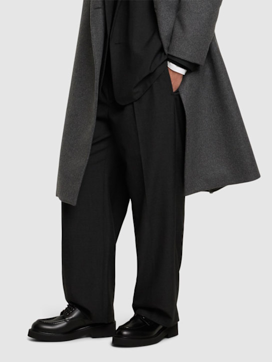 Valentino Garavani: Gentleglam derby shoes - 0NO - men_1 | Luisa Via Roma