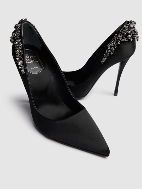 Roger Vivier: 100mm Flowers satin pumps - Black - women_2 | Luisa Via Roma