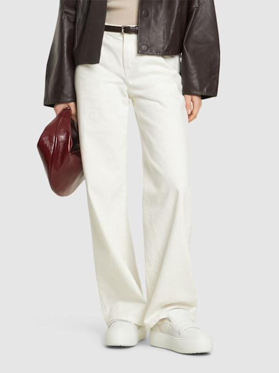 Roger Vivier: Puffy leather low top sneakers - White - women_1 | Luisa Via Roma