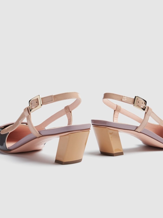 Roger Vivier: 45mm Belle Vivier patent leather heels - Grey/Beige - women_4 | Luisa Via Roma