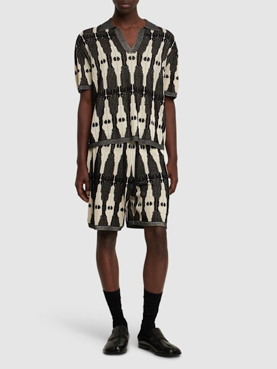 Commas: Ritual jacquard knit shorts - men_1 | Luisa Via Roma