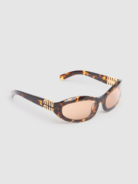 Miu Miu: Occhiali da sole in acetato - Marrone - women_3 | Luisa Via Roma