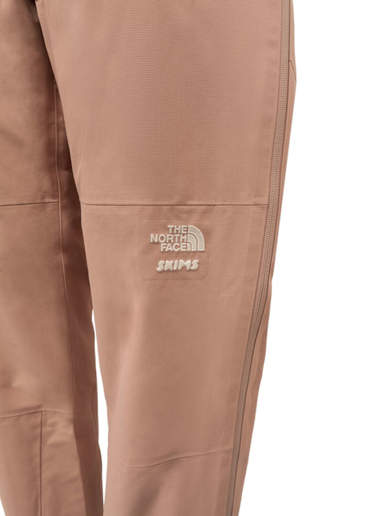 The North Face: Project K テープドシームパンツ - women_1 | Luisa Via Roma