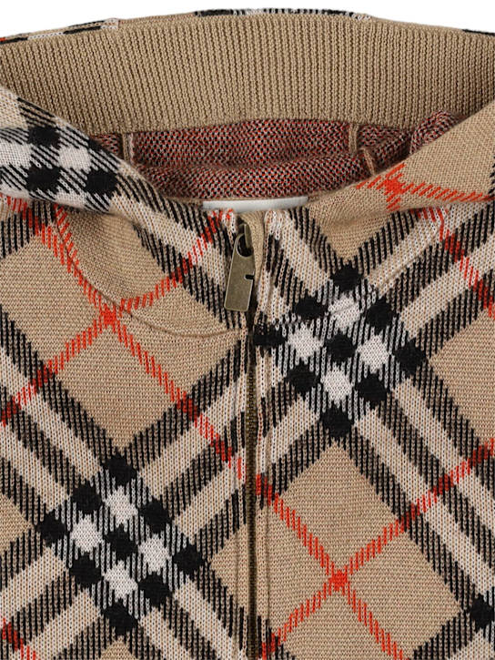 Burberry: Cardigan in maglia di lana con cappuccio e zip - kids-girls_1 | Luisa Via Roma