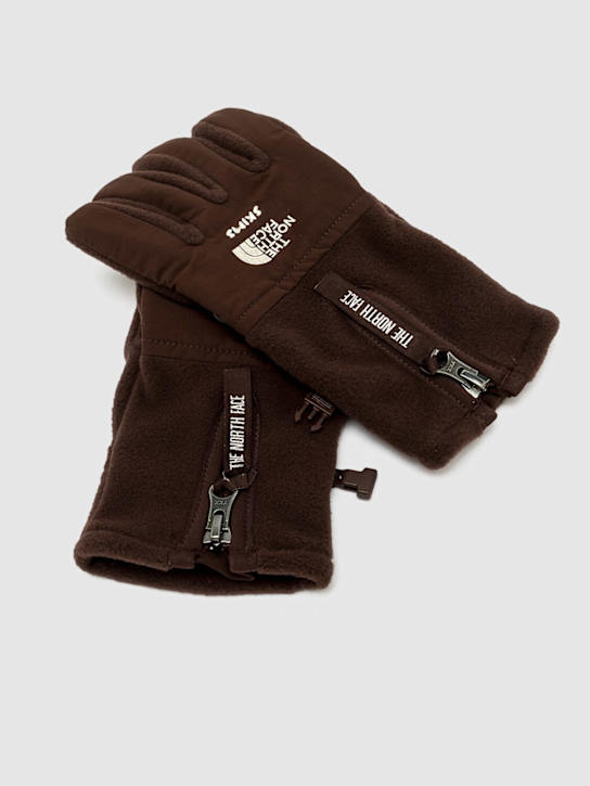 The North Face: SKIMS Denali Fleece gloves - women_1 | Luisa Via Roma