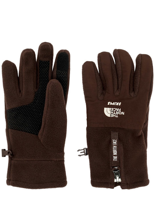 The North Face: SKIMS Denali Fleece gloves - women_0 | Luisa Via Roma