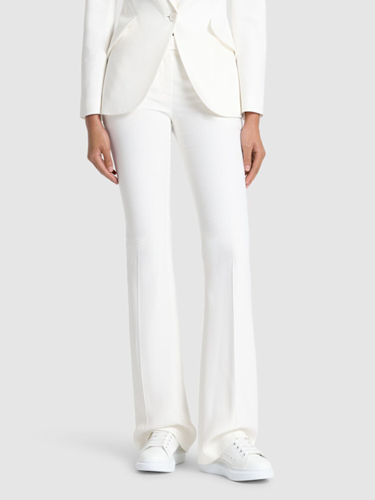 McQueen: Sneakers in pelle 45mm - Bianco/Rosa Chiaro - women_1 | Luisa Via Roma