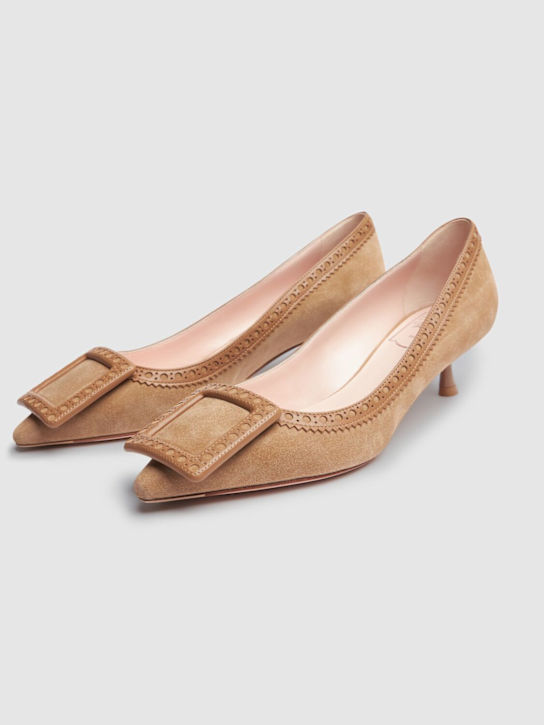 Roger Vivier: 45mm Viv In The City suede pumps - Tan - women_2 | Luisa Via Roma