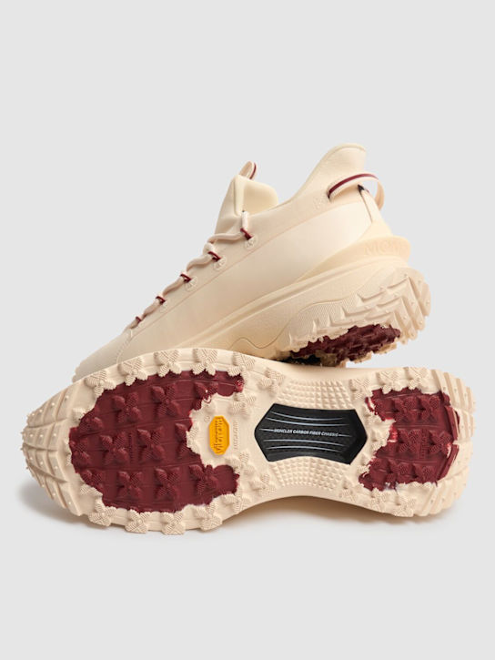 Moncler: CNY Trailgrip Lite 2 tech sneakers - White - men_4 | Luisa Via Roma