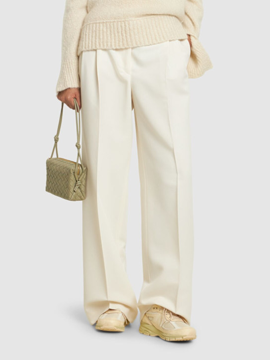 New Balance: 990 Made in USA sneakers - women_1 | Luisa Via Roma