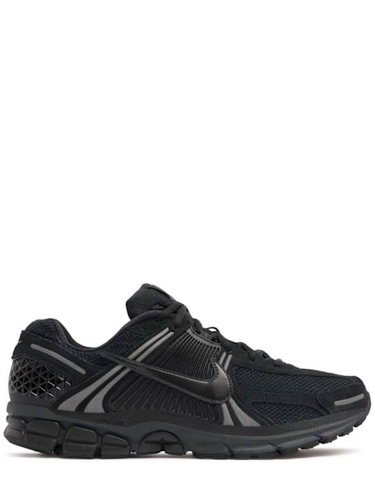 Nike: Zoom Vomero 5 sneakers - Black/Grey - men_0 | Luisa Via Roma