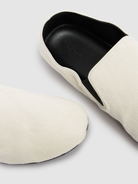 The Row: Mocassini slip-on Vincit in cavallino 10mm - Bianco - women_3 | Luisa Via Roma