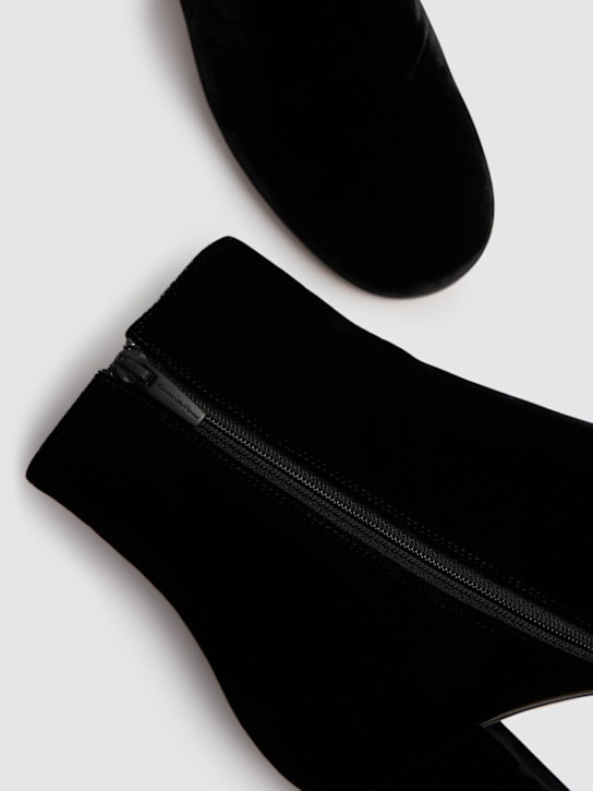 Gianvito Rossi: 70mm Joelle velvet ankle boots - Black - women_3 | Luisa Via Roma
