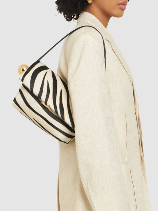 Jacquemus: Le Rond Carre ponyhair leather bag - Black/White - women_1 | Luisa Via Roma