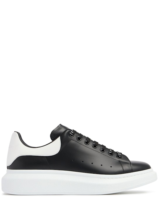 McQueen: 45mm Leather sneakers - Black/White - men_0 | Luisa Via Roma
