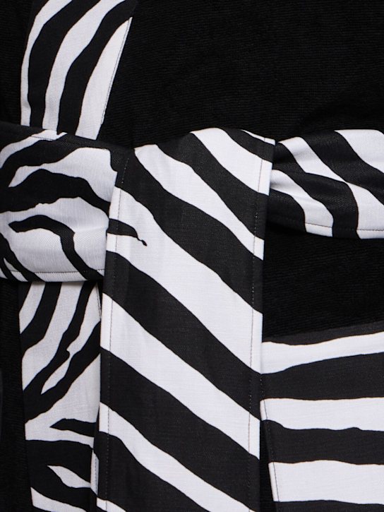 Dolce&Gabbana: Zebra bathrobe - Zebra - men_3 | Luisa Via Roma