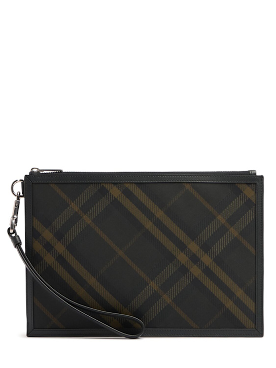 Burberry: Große Pouch mit Karos - men_0 | Luisa Via Roma
