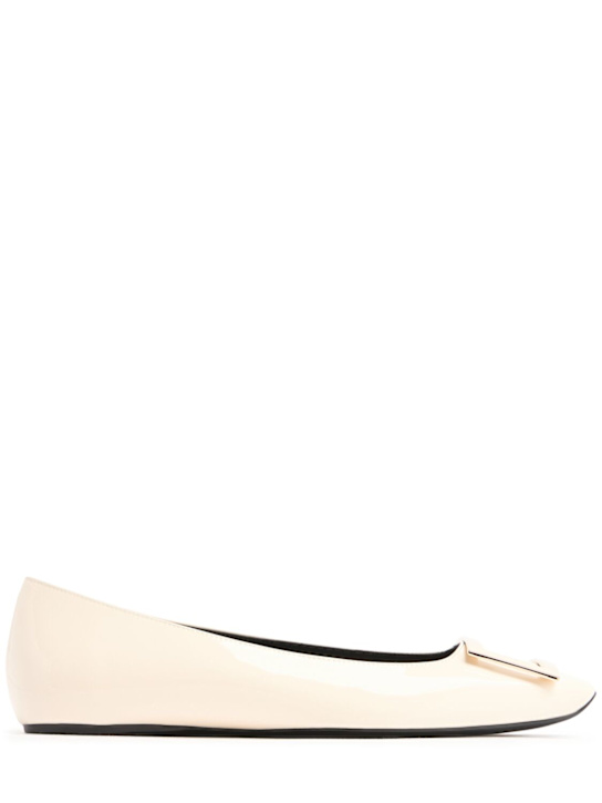 Roger Vivier: 5mm Trompette patent leather ballerinas - Cire - women_0 | Luisa Via Roma