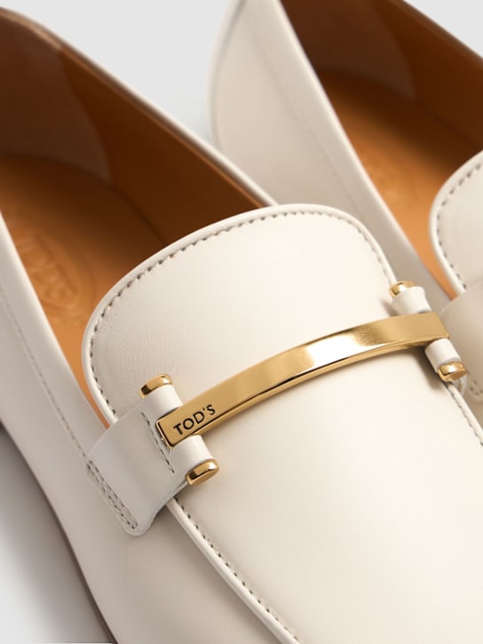 Tod's: 10mm Leather loafers - White - women_3 | Luisa Via Roma
