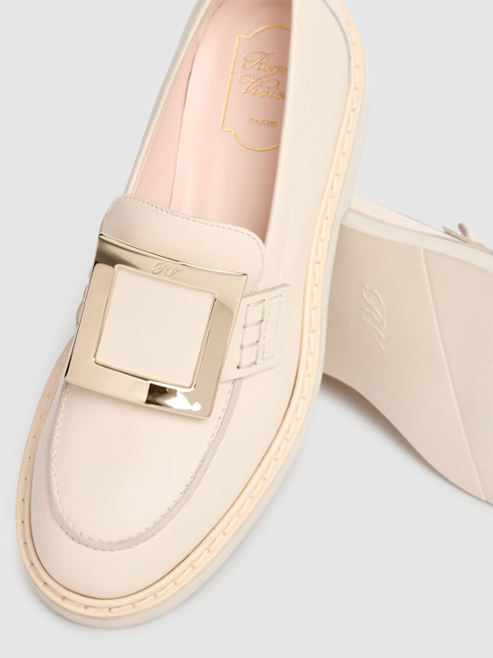 Roger Vivier: 25mm Viv Rangers leather loafers - Off White - women_3 | Luisa Via Roma