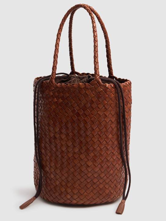 Dragon Diffusion: 手工编织皮革篮子包 - British Tan - women_2 | Luisa Via Roma