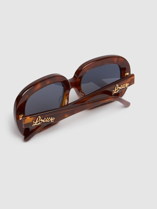 Loewe: Curvy round sunglasses - Blond Havana - women_3 | Luisa Via Roma