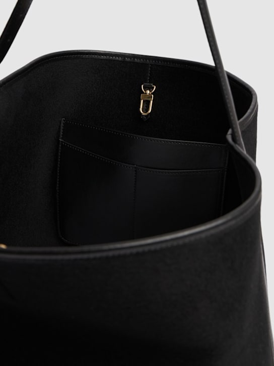 Toteme: Belted doublé wool tote bag - women_5 | Luisa Via Roma