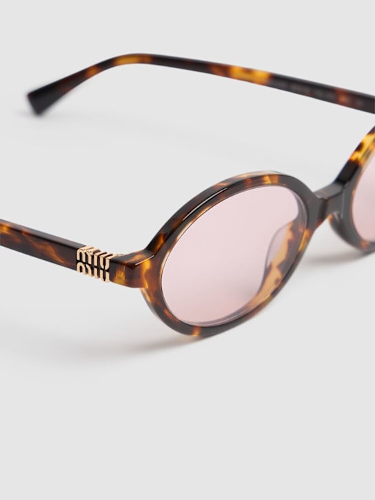 Miu Miu: Occhiali da sole in acetato - Havana/Pink - women_3 | Luisa Via Roma