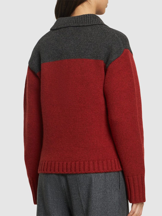 JW Anderson: House针织POLO衫 - 酒红色/绿色 - women_2 | Luisa Via Roma