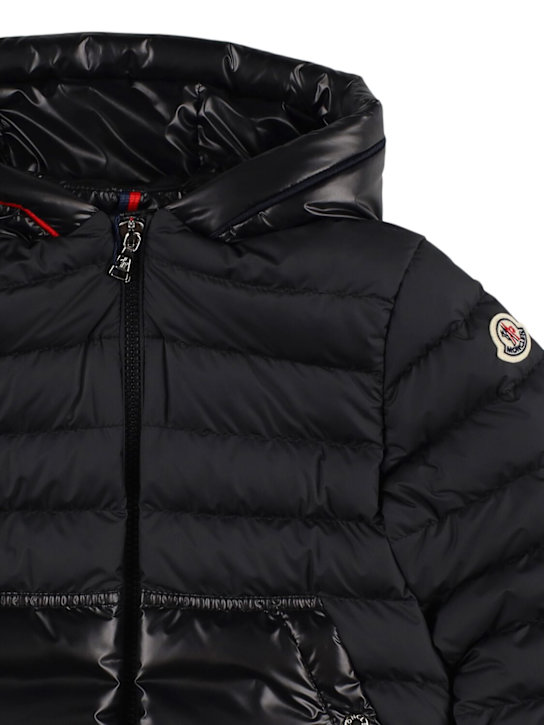 Moncler: Chaqueta de plumas de techno - Negro - kids-boys_1 | Luisa Via Roma