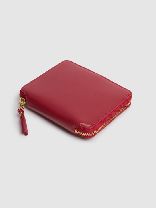 Comme des Garçons Wallet: Classic leather zip-around wallet - men_1 | Luisa Via Roma