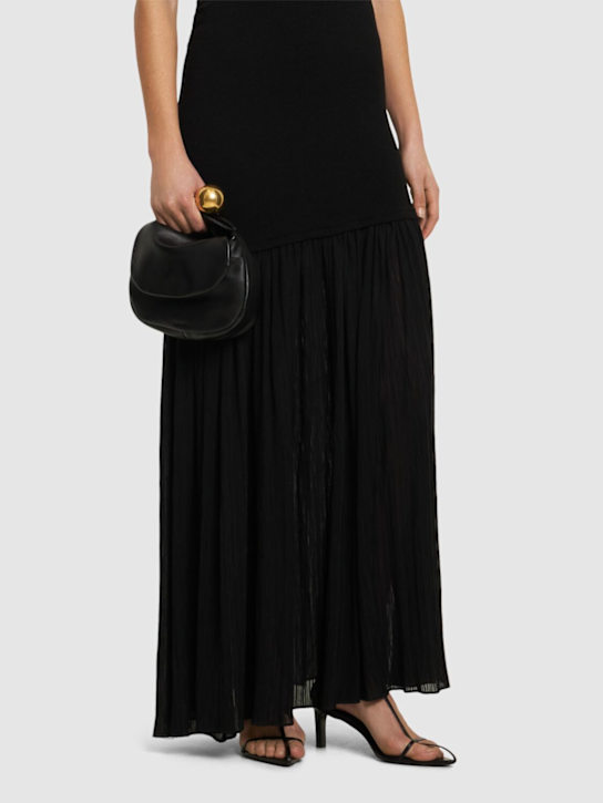 Jil Sander: Sphere soft leather pouch - Black - women_1 | Luisa Via Roma